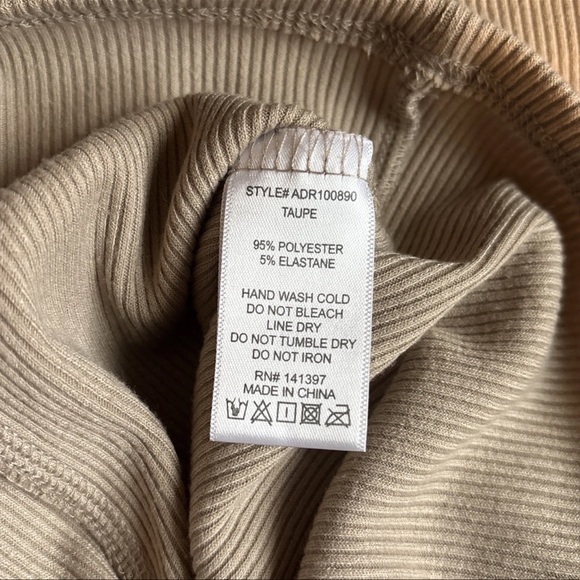 ASTR The Label Bustier‎ Tan Neutral Bodycon Mini Ribbed Dress Sz M Long Sleeve - Picture 14 of 14